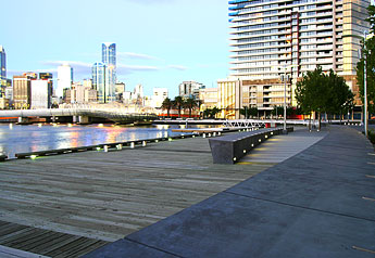 Docklands Yarra's Edge promenade